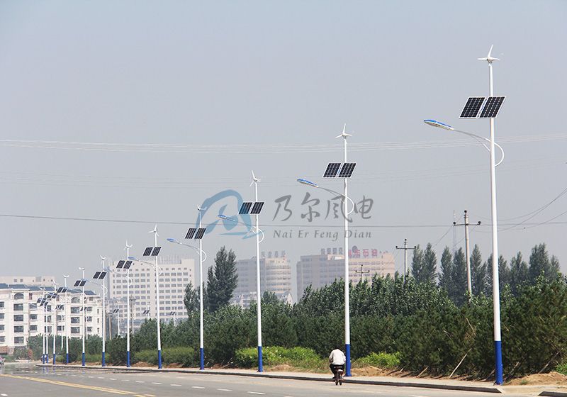 路燈風(fēng)力發(fā)電機(jī)一天能發(fā)多少電？